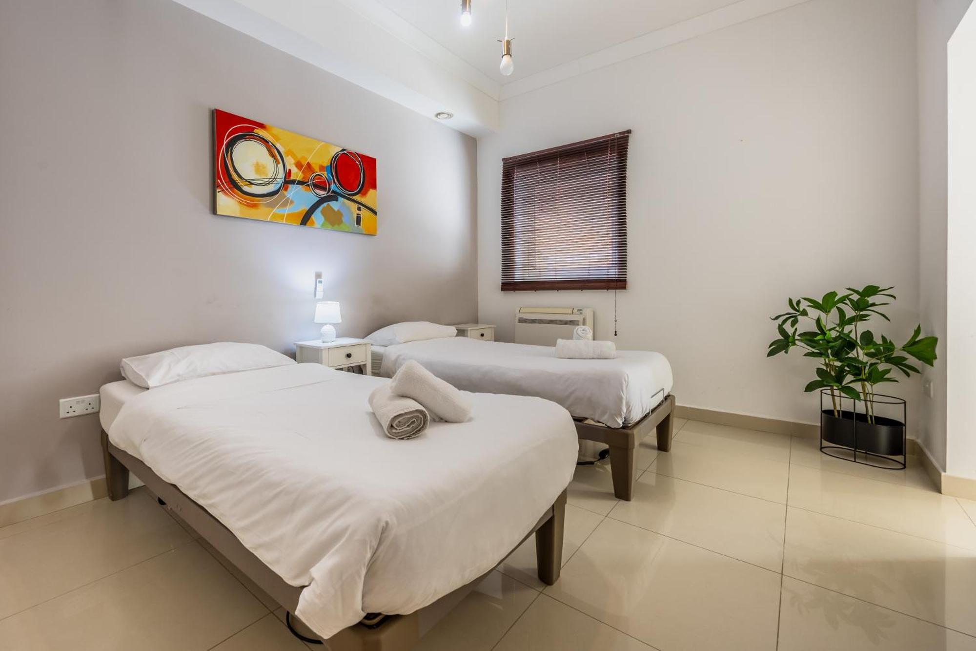 Hard To Come By - Modern & Huge House In Sliema Exteriér fotografie