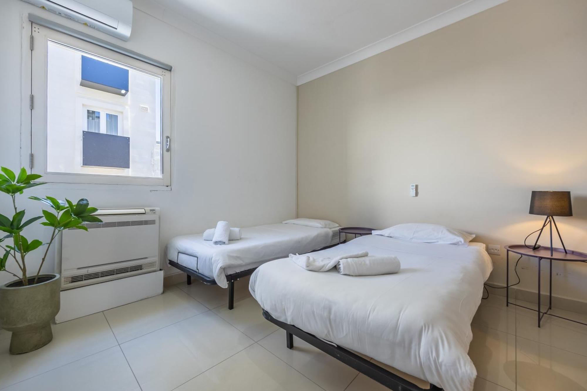 Hard To Come By - Modern & Huge House In Sliema Exteriér fotografie