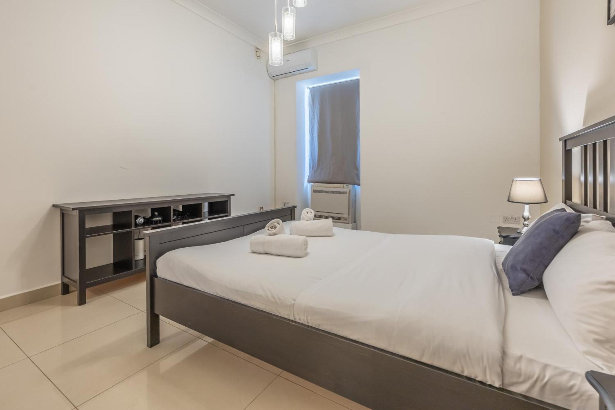 Hard To Come By - Modern & Huge House In Sliema Exteriér fotografie